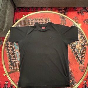 Supreme Black Short Sleeve Minimal Logo Tee